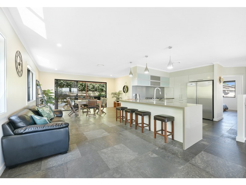 250 David Low Way, Peregian Beach QLD 4573