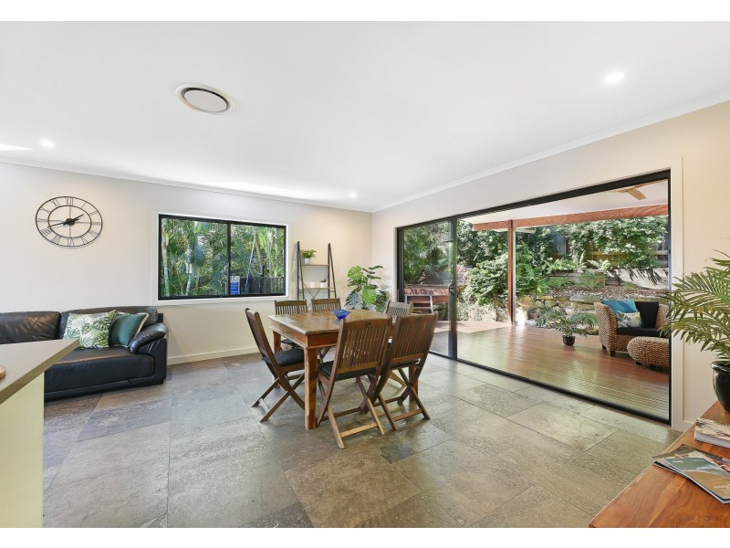 250 David Low Way, Peregian Beach QLD 4573