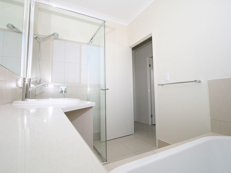 5 Doral Drive, Peregian Springs QLD 4573