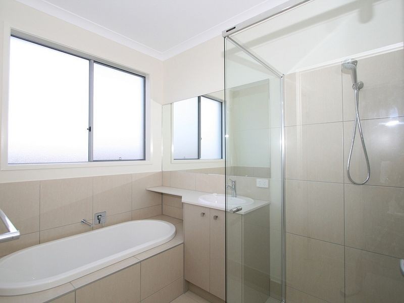 5 Doral Drive, Peregian Springs QLD 4573