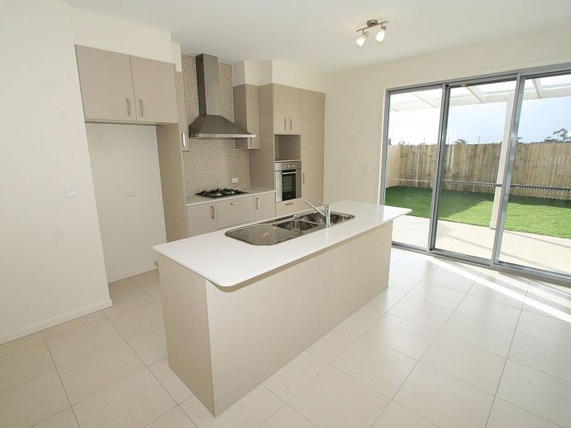 5 Doral Drive, Peregian Springs QLD 4573