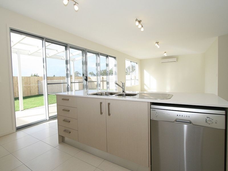 5 Doral Drive, Peregian Springs QLD 4573