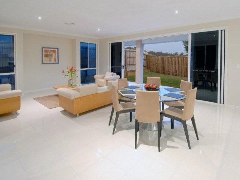 160 The Avenue, Peregian Springs QLD 4573