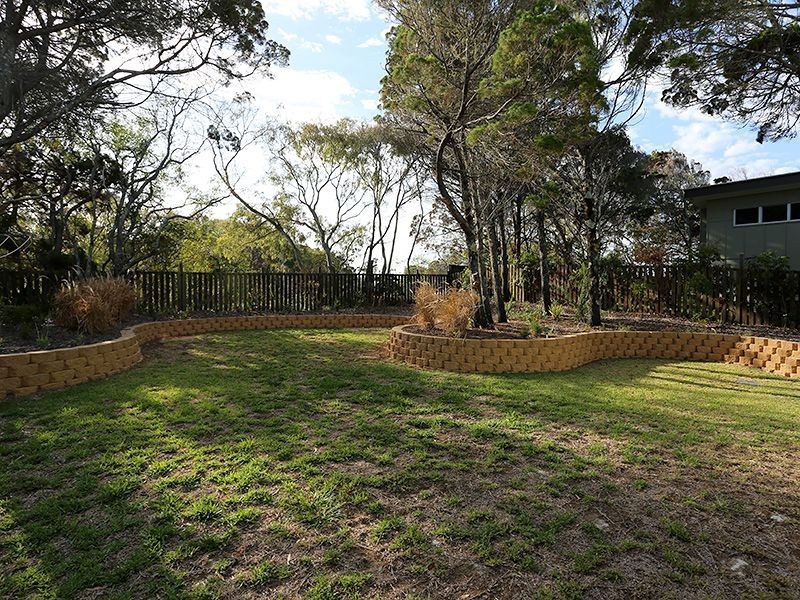 4 Callitris Crescent, Marcus Beach QLD 4573