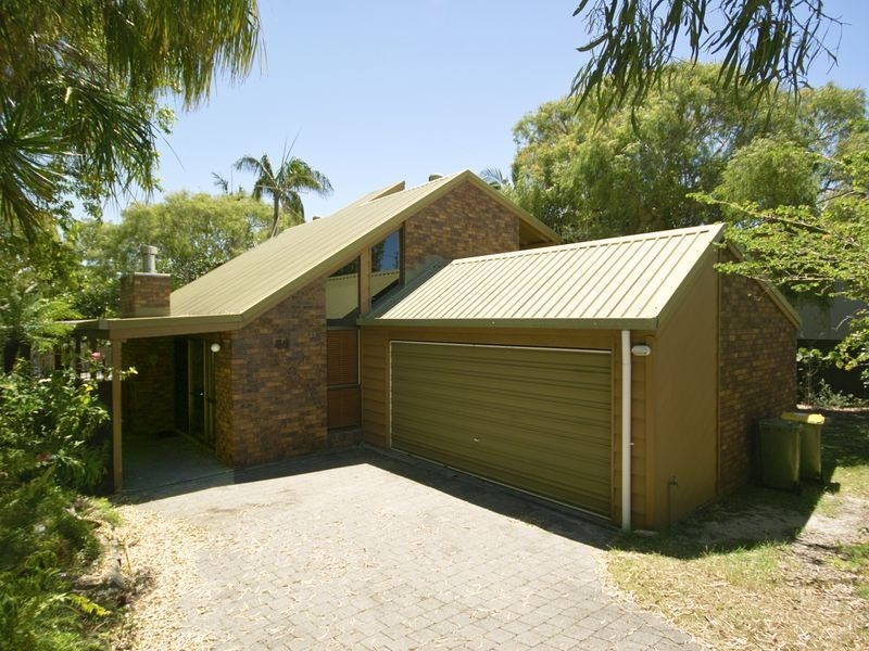 40 Callitris Crescent, Marcus Beach QLD 4573