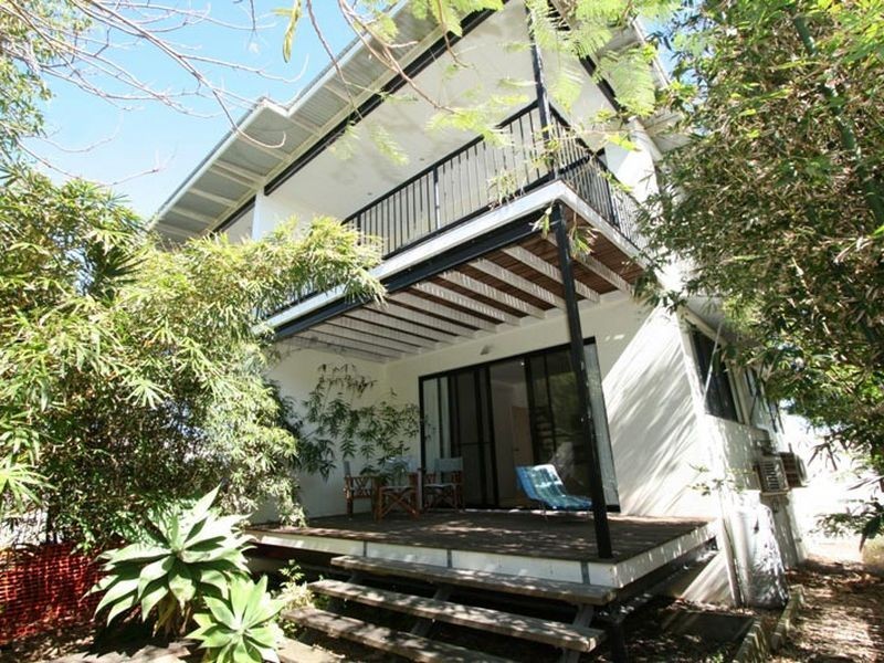 1/240 David Low Way, Peregian Beach QLD 4573