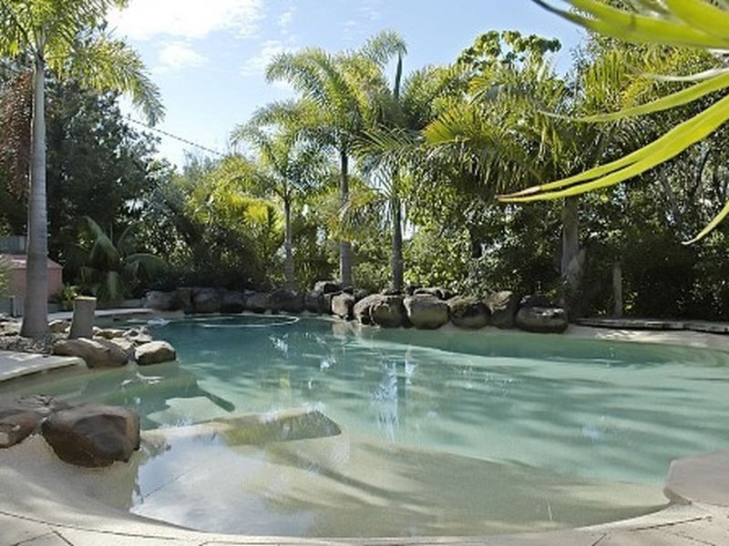 6 Kestrel Crescent, Peregian Beach QLD 4573