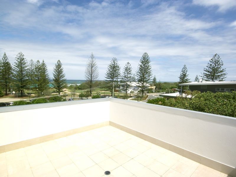 1/20 Kingfisher Drive, Peregian Beach QLD 4573