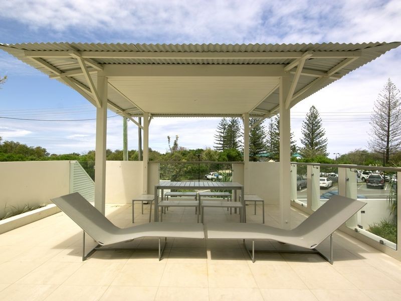 2/20 Kingfisher Drive, Peregian Beach QLD 4573
