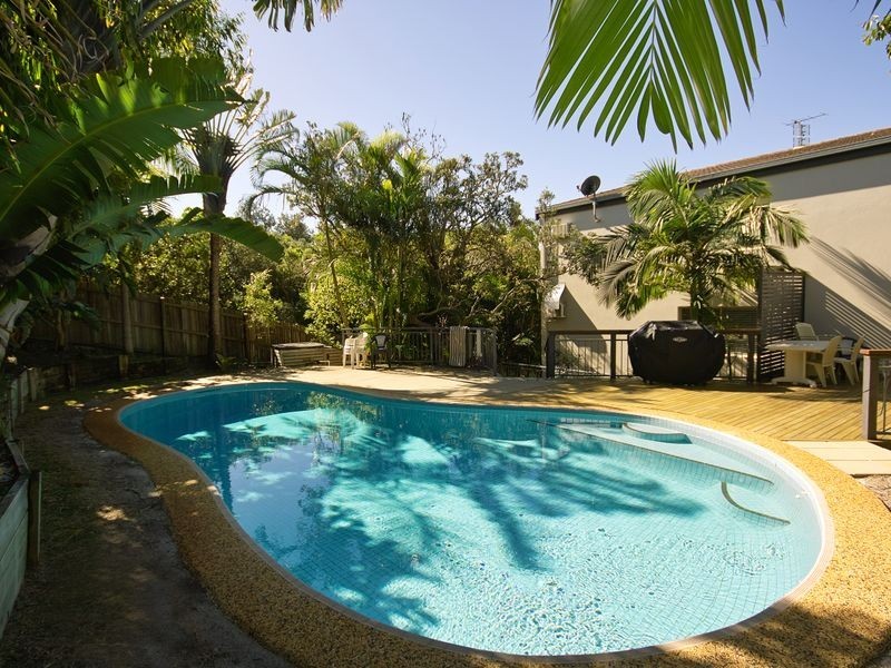 2/54 Kingfisher Drive, Peregian Beach QLD 4573