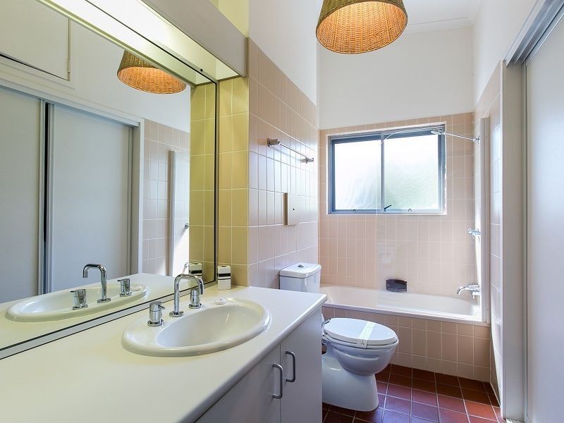 2/110 Lorikeet Drive, Peregian Beach QLD 4573