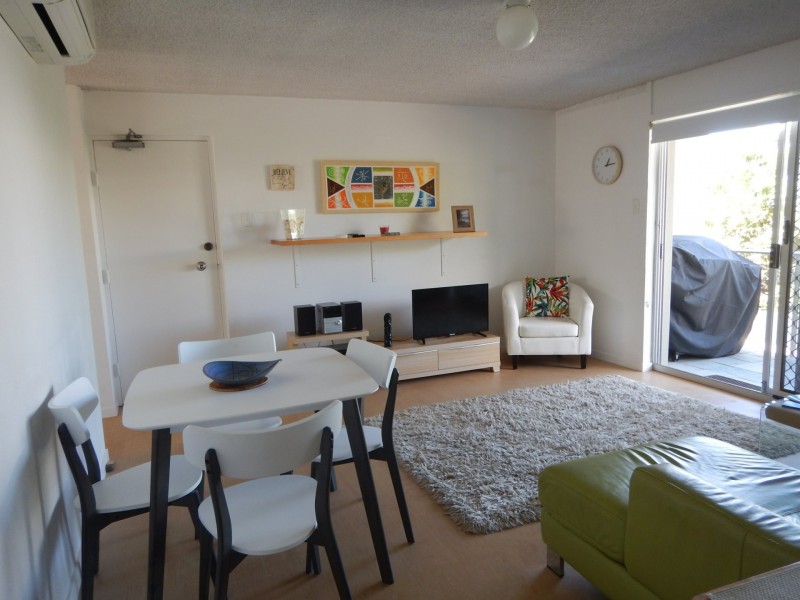 2/4 Pelican Street, Peregian Beach QLD 4573