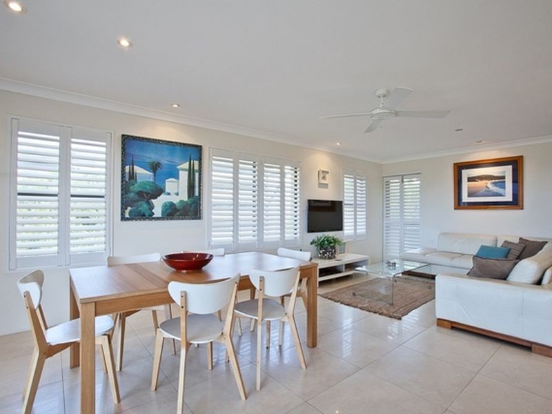 2/10 Piper Street, Peregian Beach QLD 4573