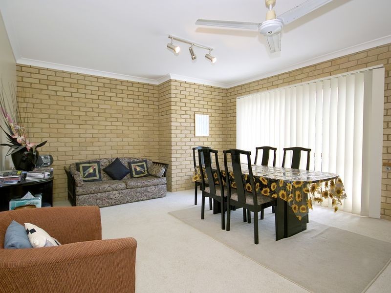 2/5 Piper Street, Peregian Beach QLD 4573