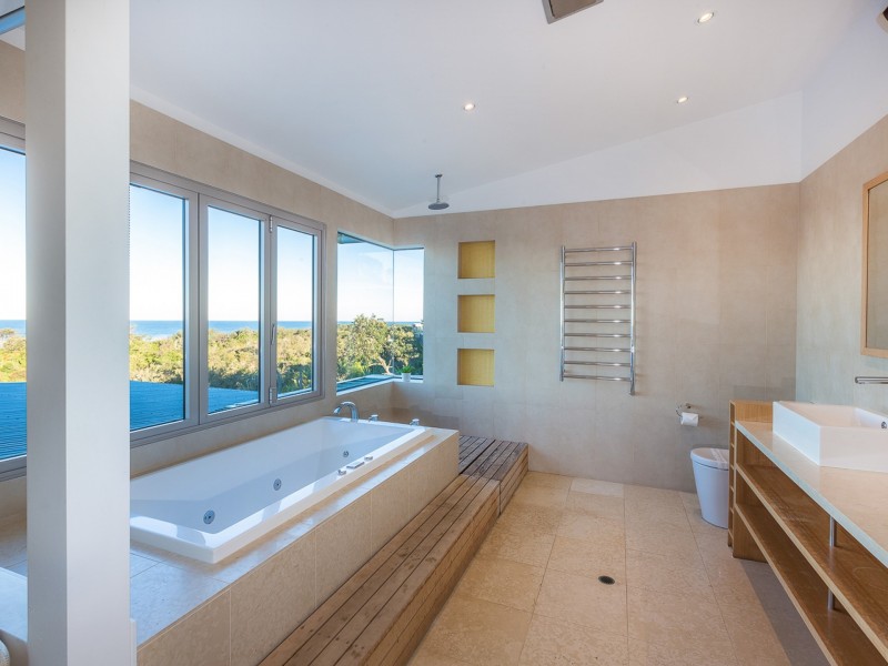 18 Plover Street, Peregian Beach QLD 4573