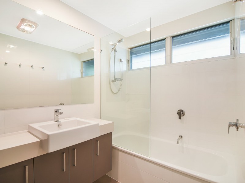 24 Shearwater Street, Peregian Beach QLD 4573