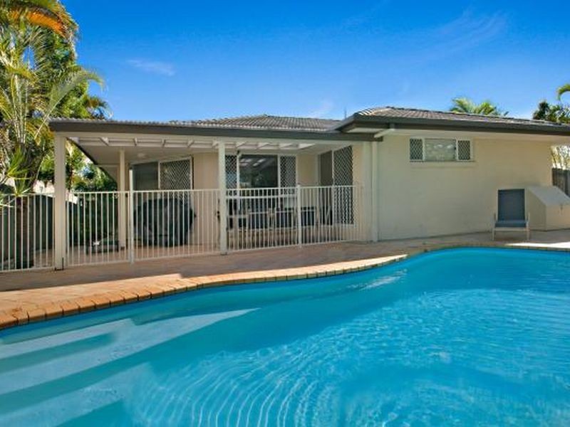 9 Skipper Place, Noosaville QLD 4566