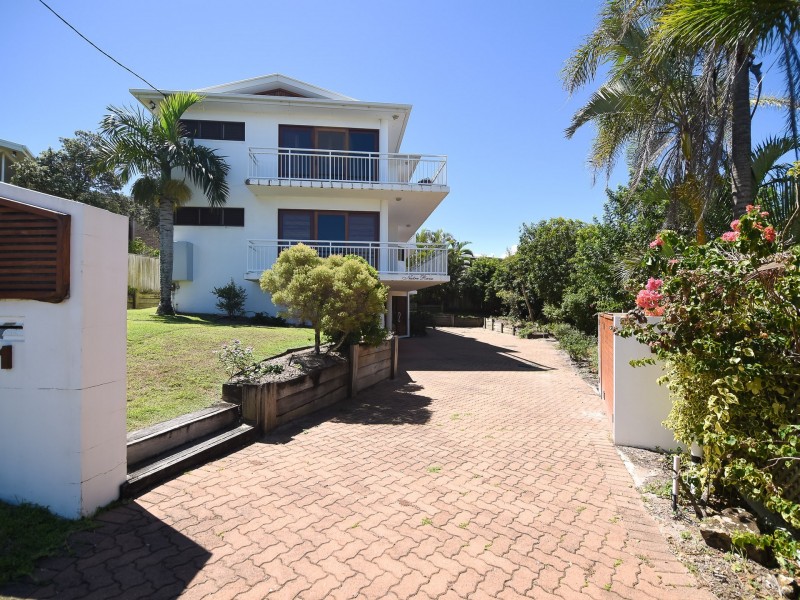 2/4 Brolga Place, Peregian Beach QLD 4573
