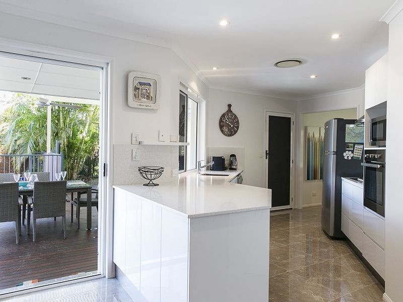 32 Driftwood Drive, Castaways Beach QLD 4567