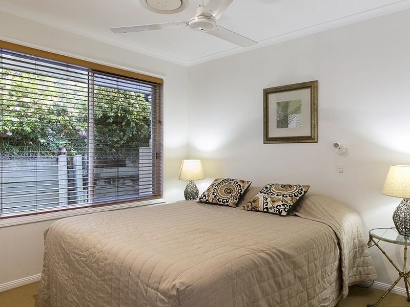 32 Driftwood Drive, Castaways Beach QLD 4567