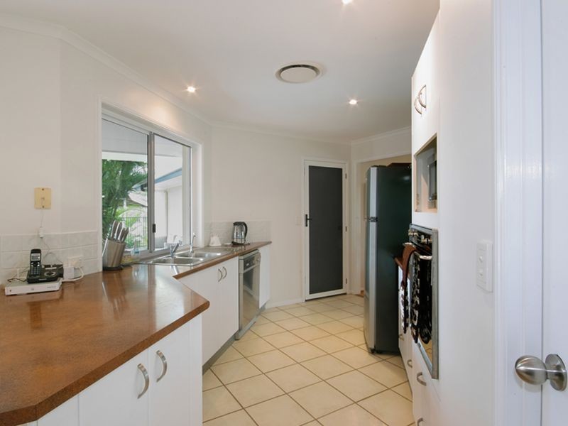 32 Driftwood Drive, Castaways Beach QLD 4567