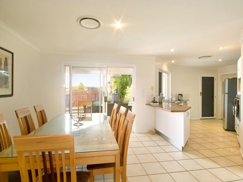 32 Driftwood Drive, Castaways Beach QLD 4567