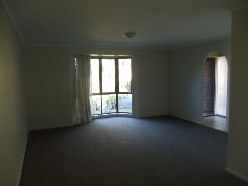 33 Woodlark Rise, Sunrise Beach QLD 4567