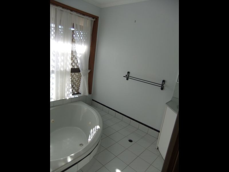 36 Lyrebird Court, Peregian Beach QLD 4573