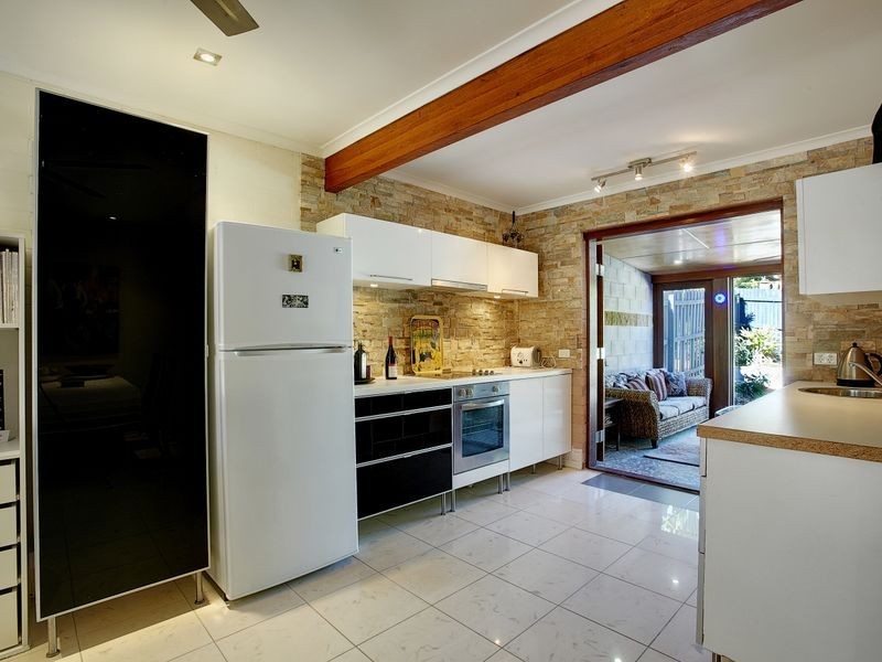 2/3 Oriole Avenue, Peregian Beach QLD 4573