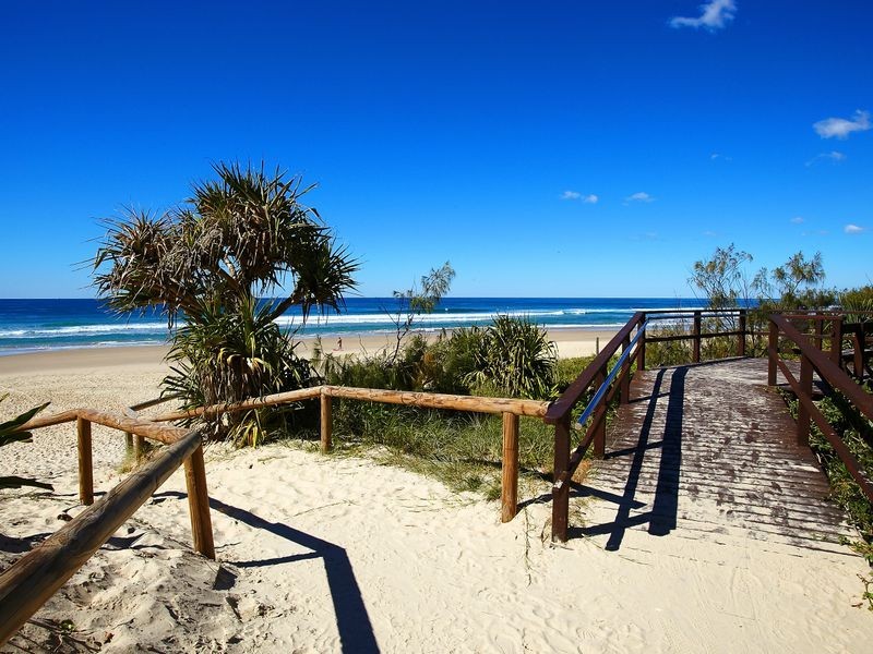 2/3 Oriole Avenue, Peregian Beach QLD 4573