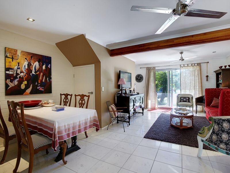 2/3 Oriole Avenue, Peregian Beach QLD 4573