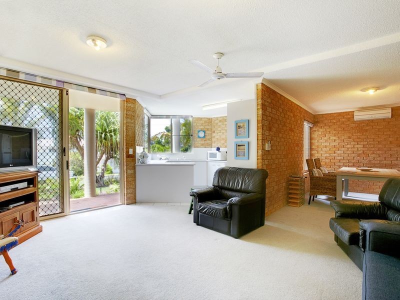 1/24-26 Tristania Drive, Marcus Beach QLD 4573