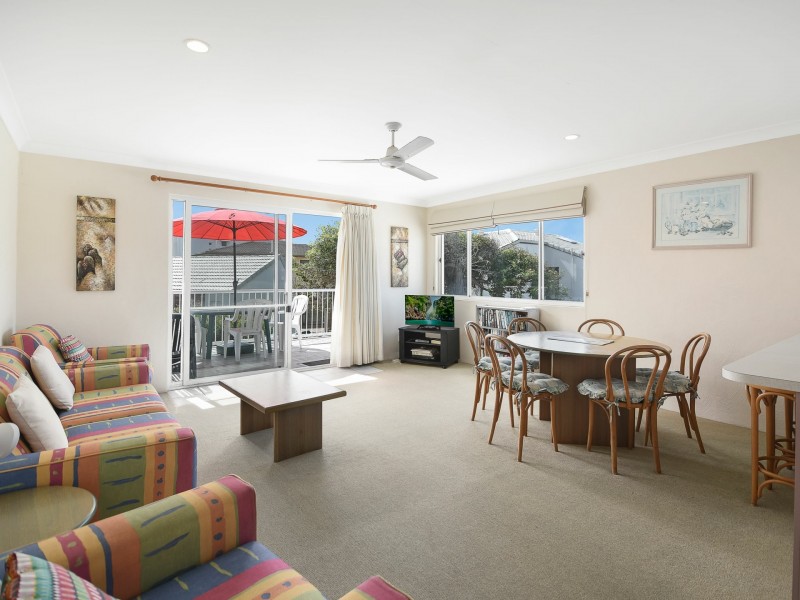 4/2 Martin Street, Peregian Beach QLD 4573