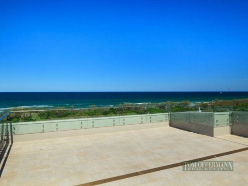 2/80 Peregian Esplanade, Peregian Beach QLD 4573