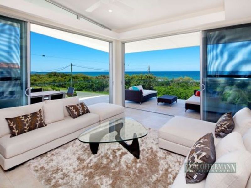 2/80 Peregian Esplanade, Peregian Beach QLD 4573