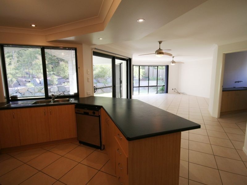 11 Medinah Place, Peregian Springs QLD 4573