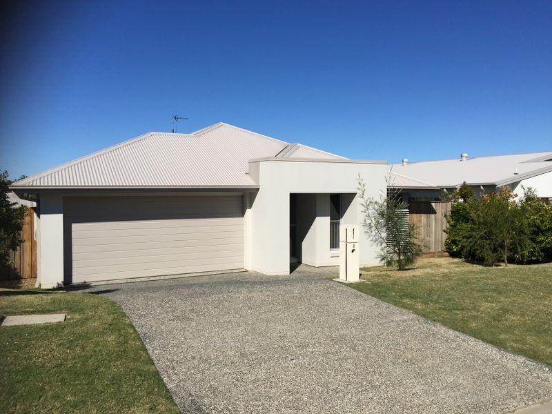 8 Feathertail Place, Peregian Springs QLD 4573