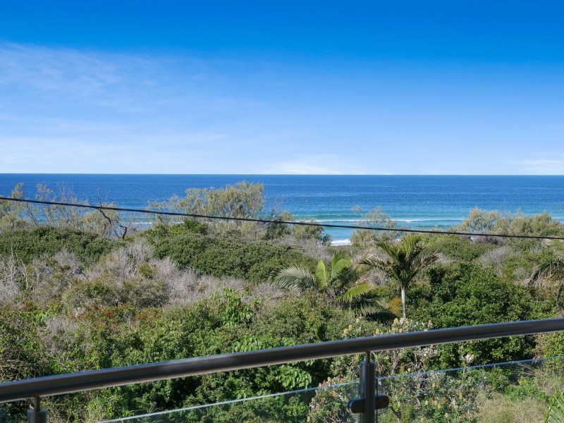 2/74 Peregian Esplanade, Peregian Beach QLD 4573