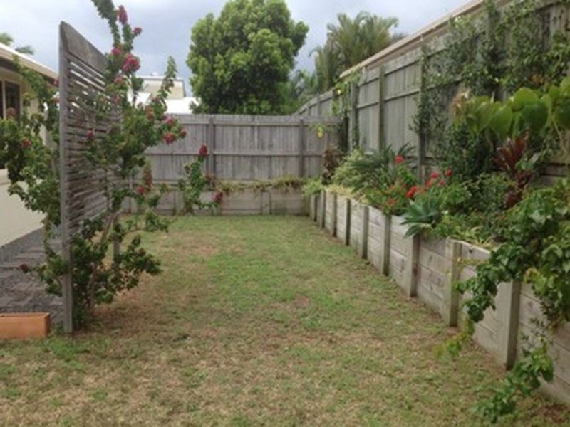 2 Riviera Crescent, Peregian Springs QLD 4573