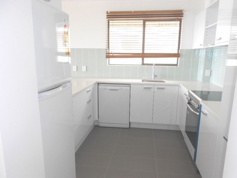 3/5 Tingira Crescent, Sunrise Beach QLD 4567