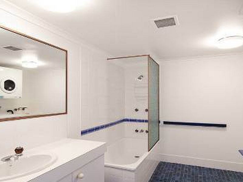 3/5 Tingira Crescent, Sunrise Beach QLD 4567