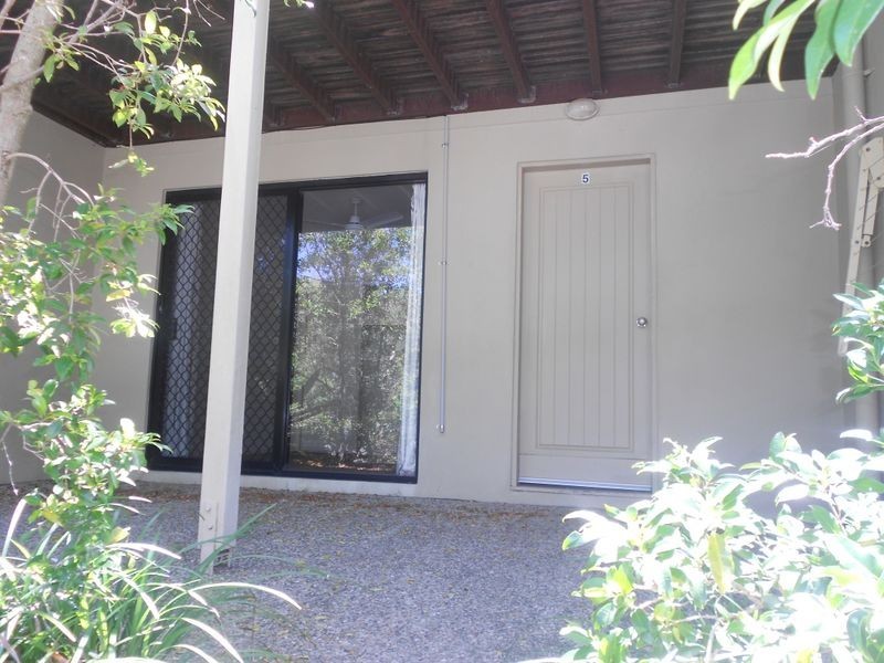 5/86-90 Southern Cross Parade, Sunrise Beach QLD 4567