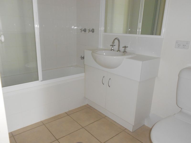 5/86-90 Southern Cross Parade, Sunrise Beach QLD 4567