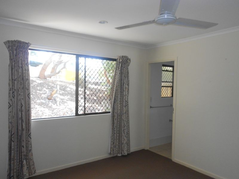 5/86-90 Southern Cross Parade, Sunrise Beach QLD 4567