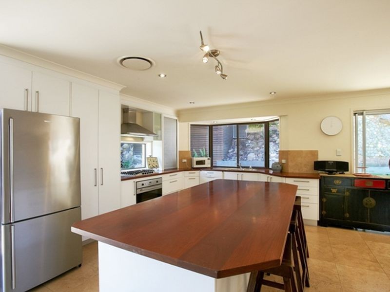 16 Lowry Street, Peregian Beach QLD 4573