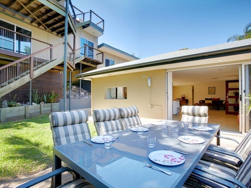 16 Lowry Street, Peregian Beach QLD 4573