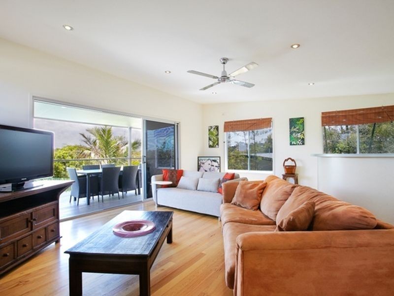 16 Lowry Street, Peregian Beach QLD 4573