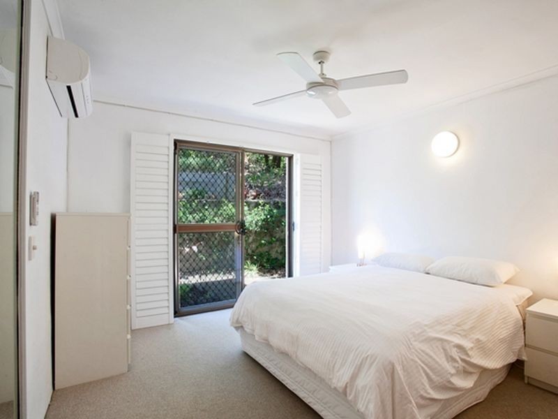 2/7 Peregian Esplanade, Peregian Beach QLD 4573
