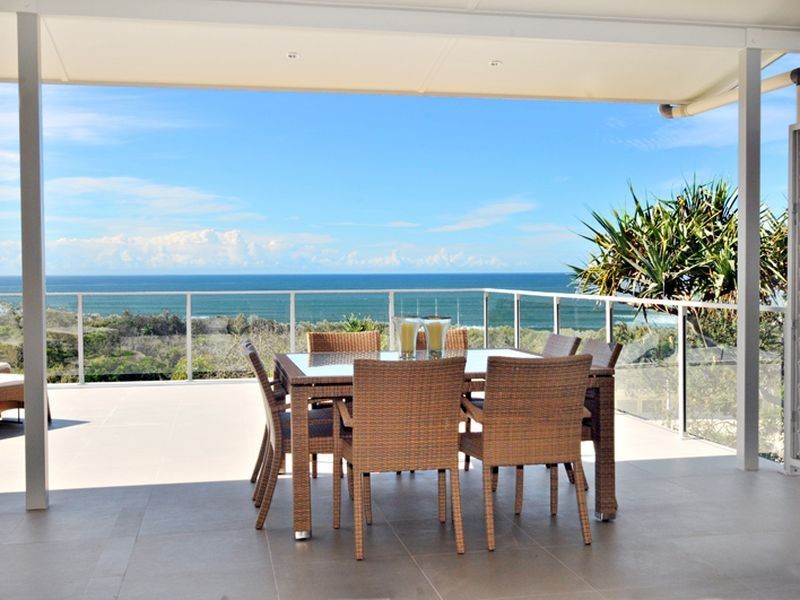 17 Pelican Street, Peregian Beach QLD 4573