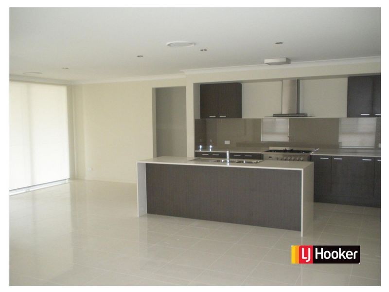 38 Maidstone Crescent, Peregian Springs QLD 4573